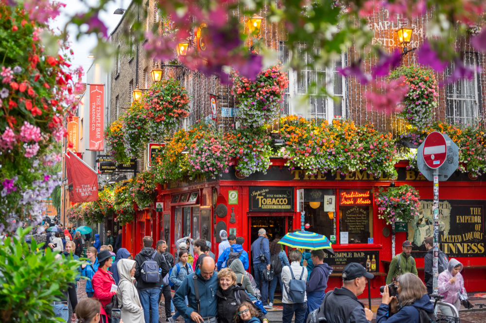 Explore the cobbled lanes of Dublin