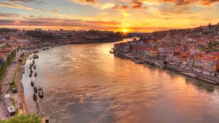 A landscape view of the city of Duoro during a sunset.
