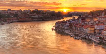 The Duoro river in the sunset.