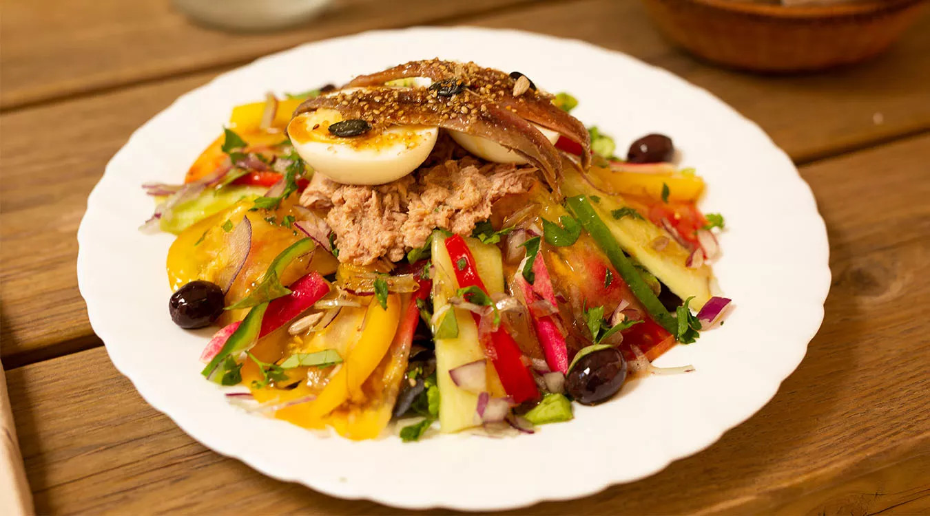 Traditional Nicoise salad